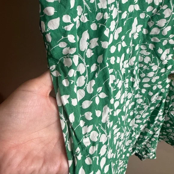 Abercrombie and Fitch Green Floral Women's romper large - Picture 6 of 15